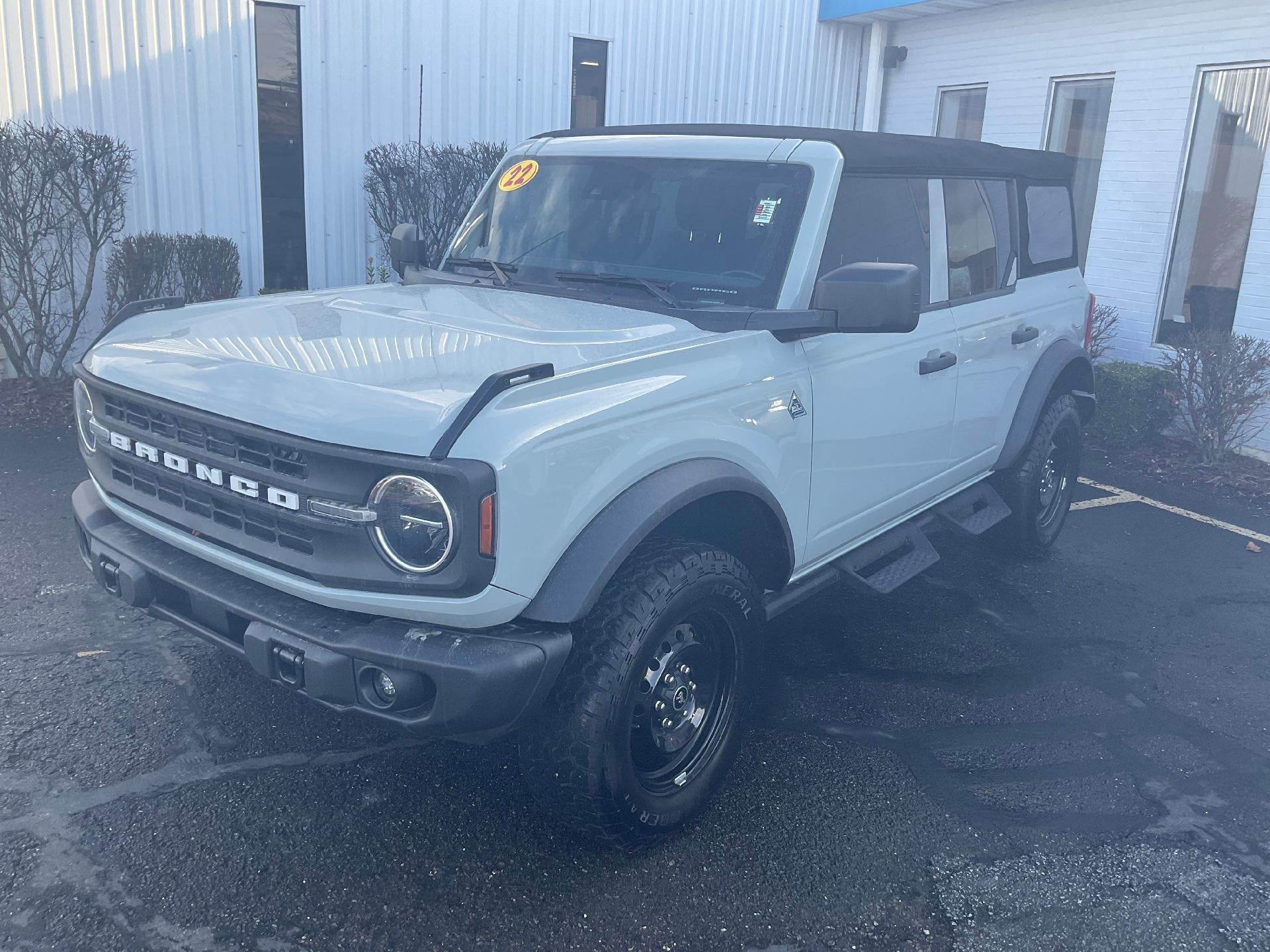 2022 Ford Bronco Base