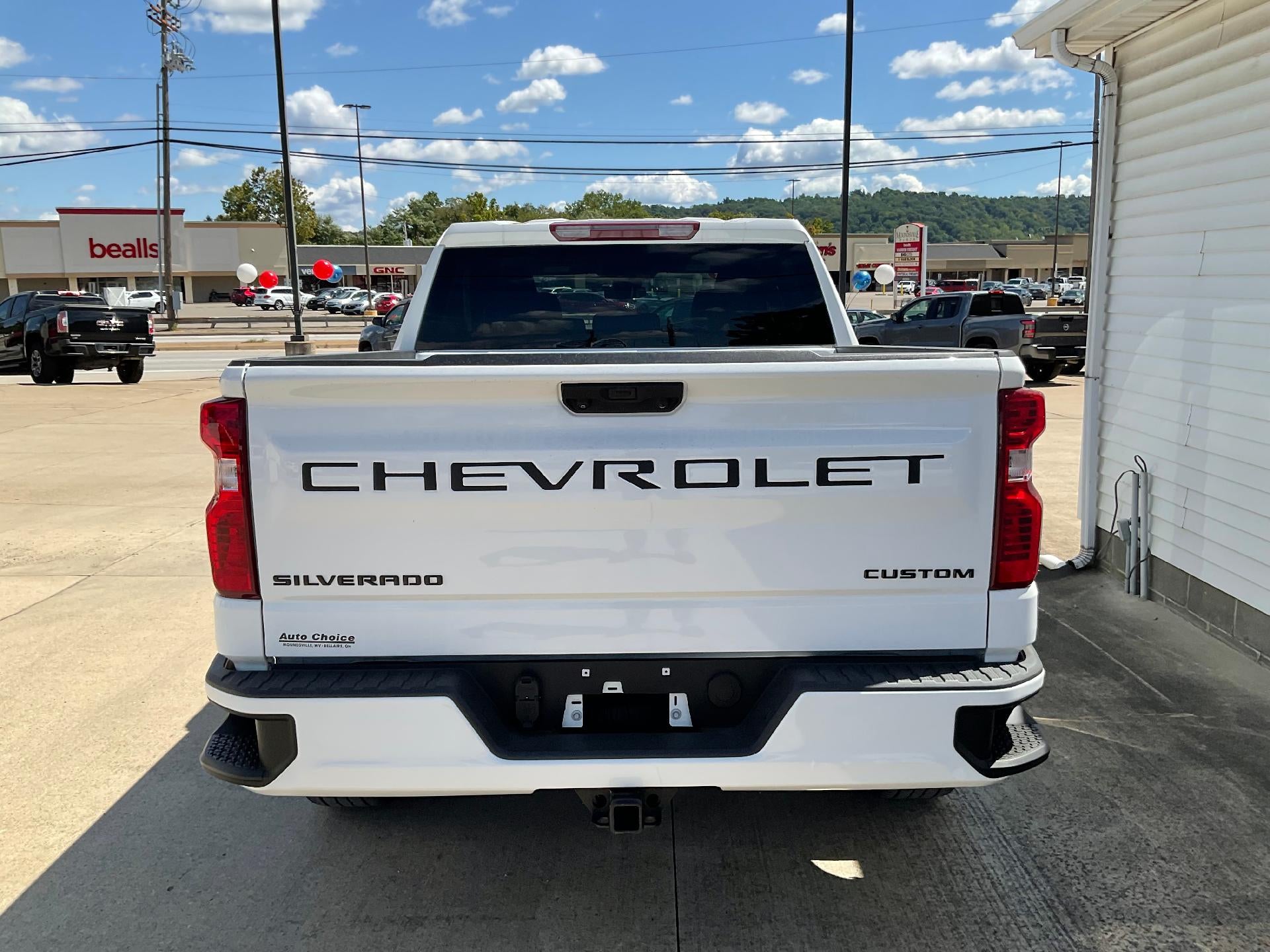 2023 Chevrolet Silverado 1500 Custom