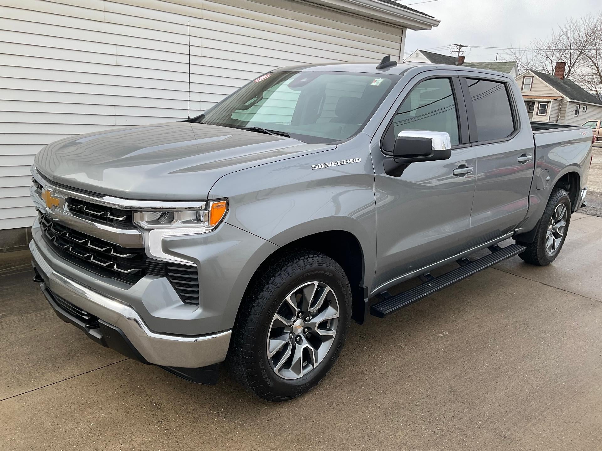 2024 Chevrolet Silverado 1500 LT (2FL)