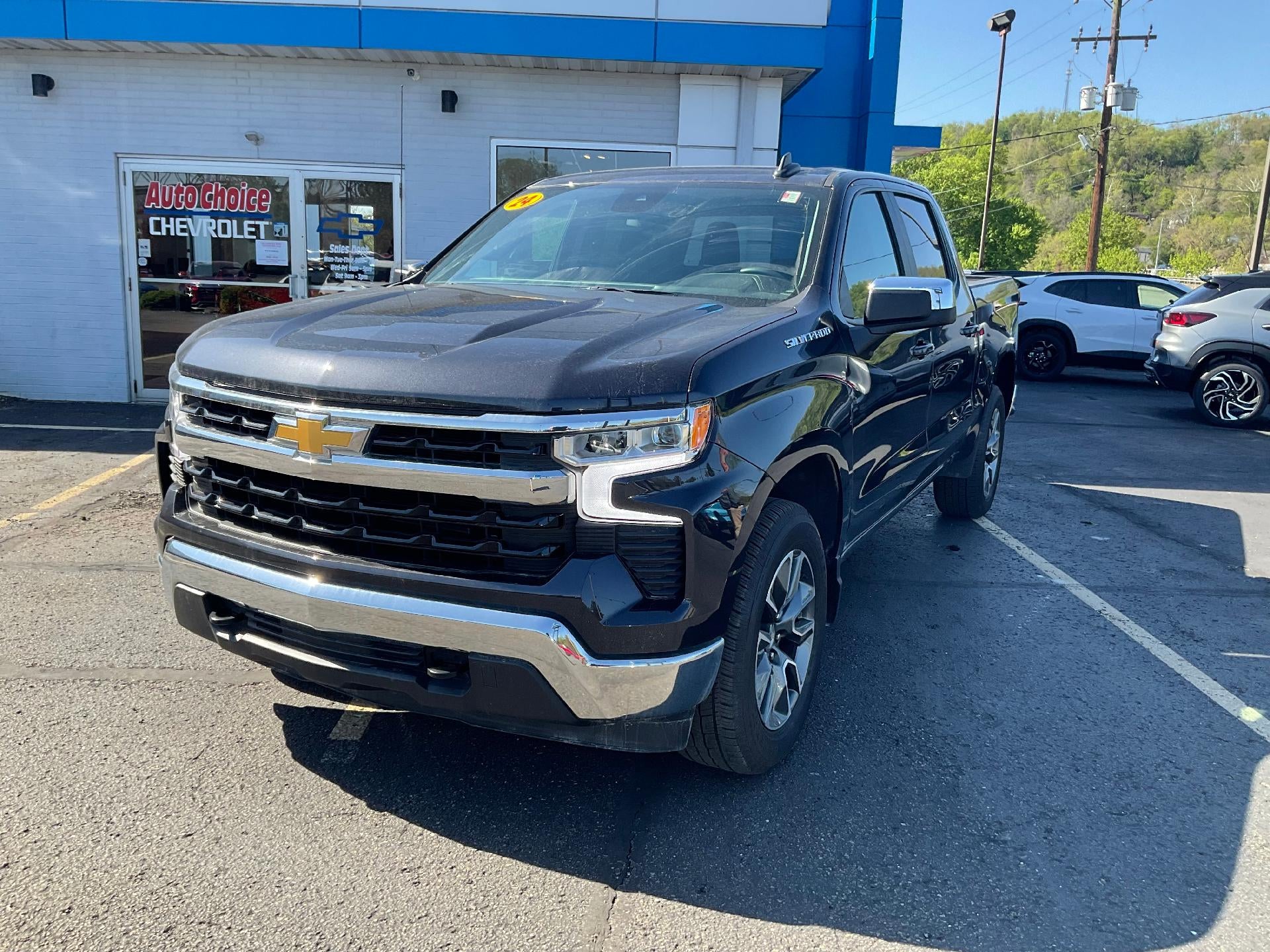 2024 Chevrolet Silverado 1500 LT (2FL)