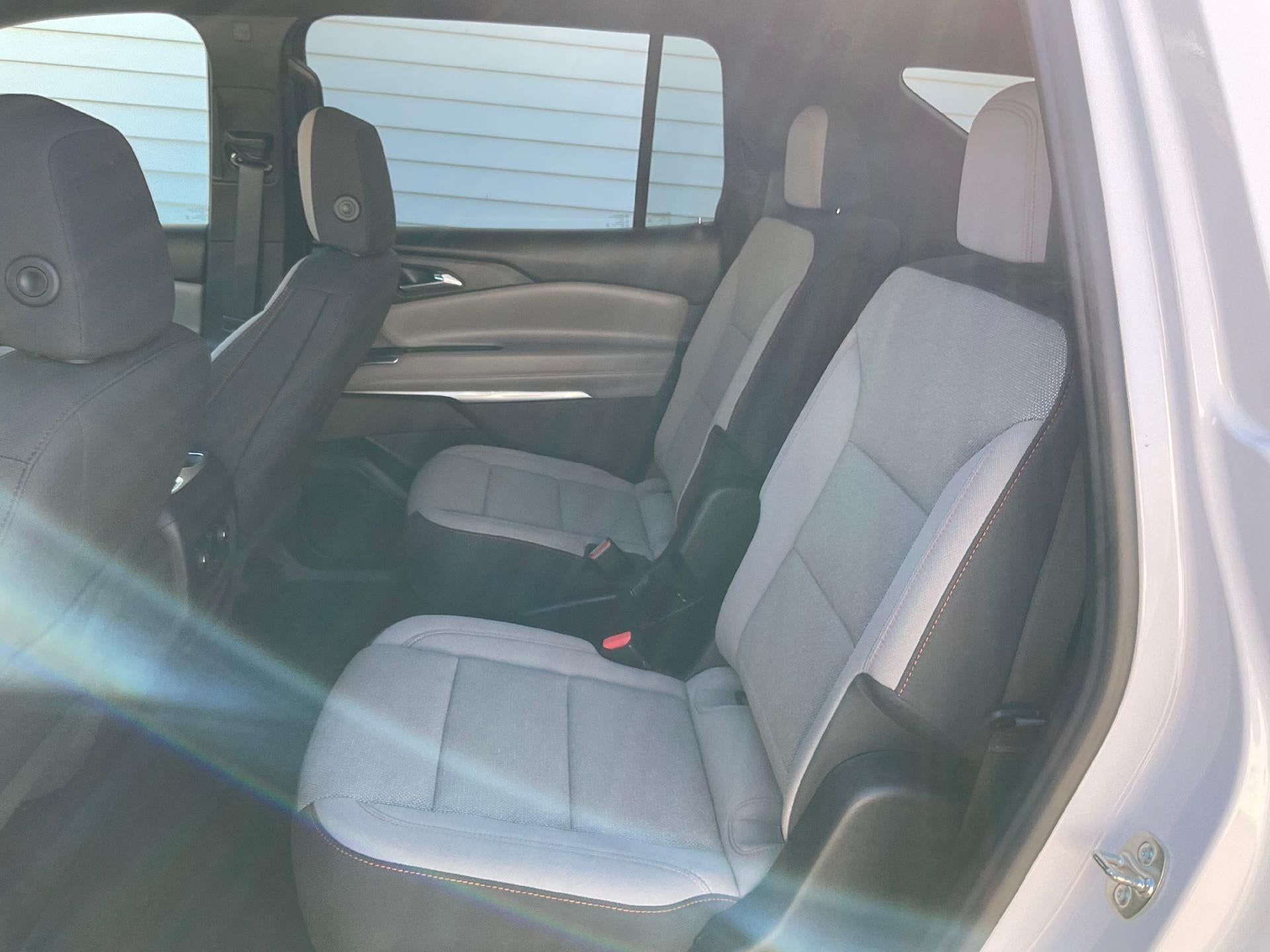 2026 Chevrolet Traverse AWD LT