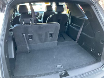 2022 Chevrolet Traverse LT Leather