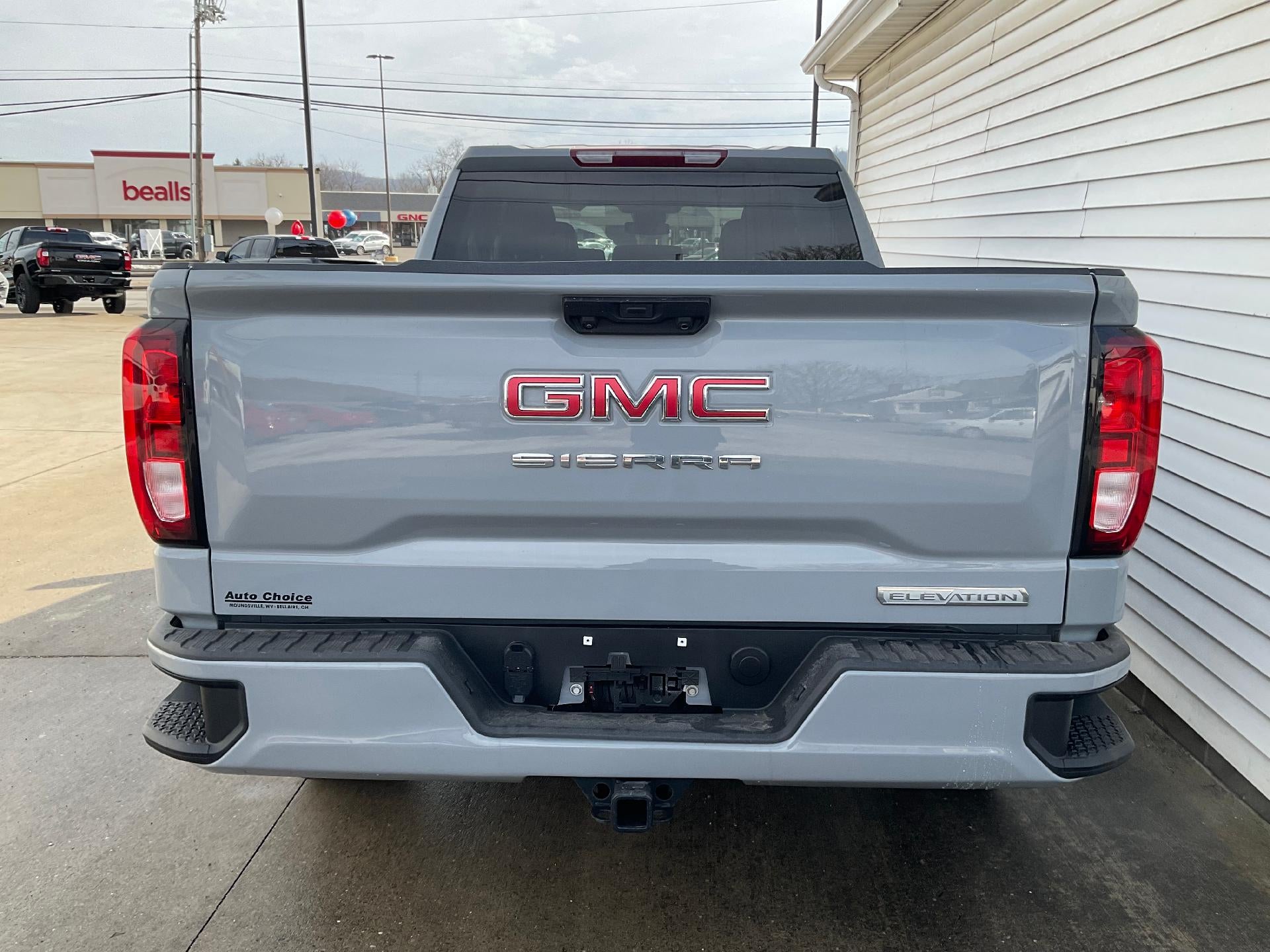 2024 GMC Sierra 1500 Elevation