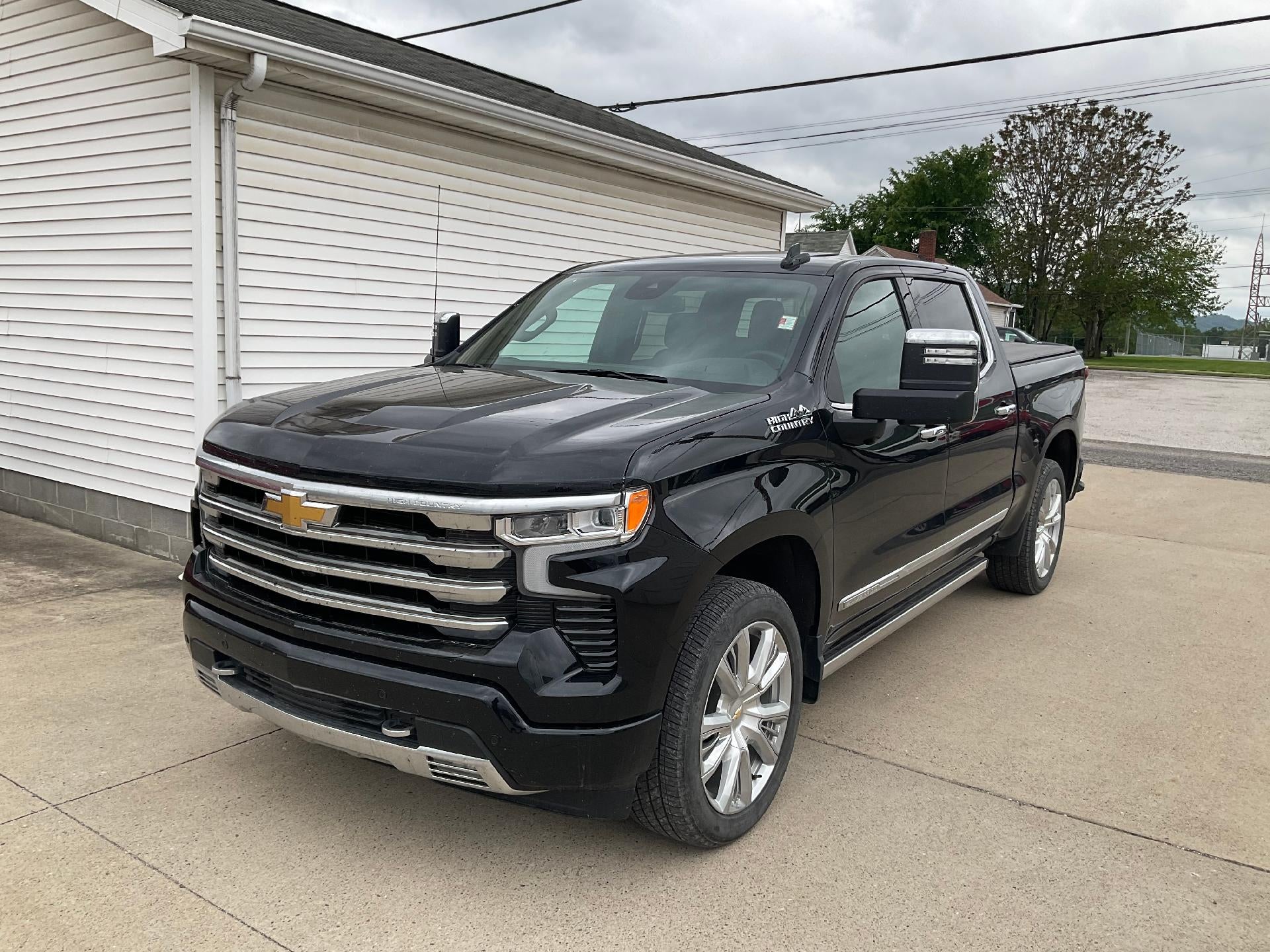 2026 Chevrolet Silverado 1500 High Country 4X4 Crew Cab Short Box's photo