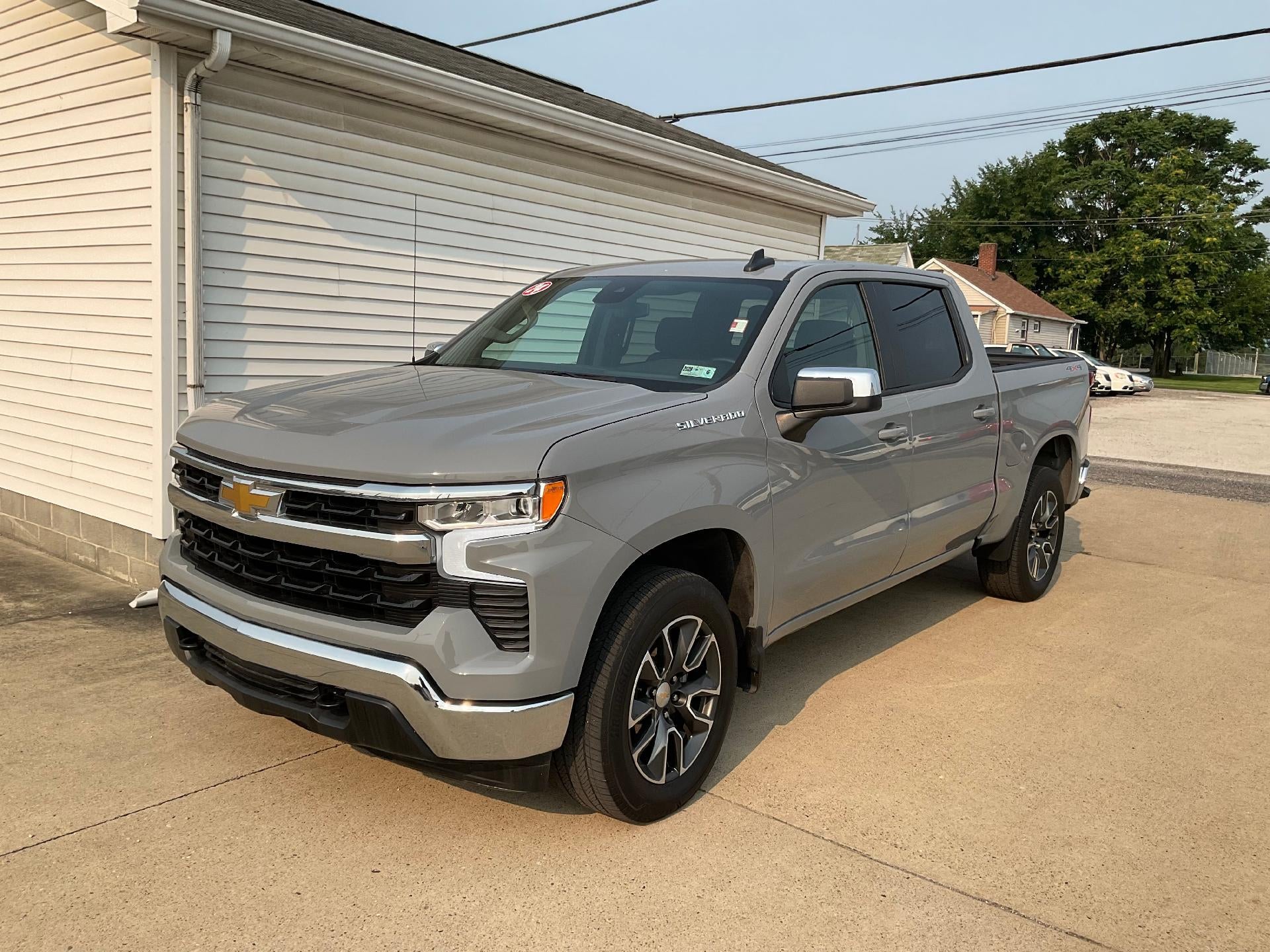 2024 Chevrolet Silverado 1500 LT (2FL)