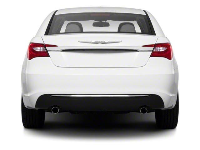 2013 Chrysler 200 4dr Sdn Touring