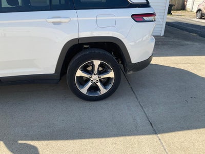 2023 Jeep Grand Cherokee Limited 4x4