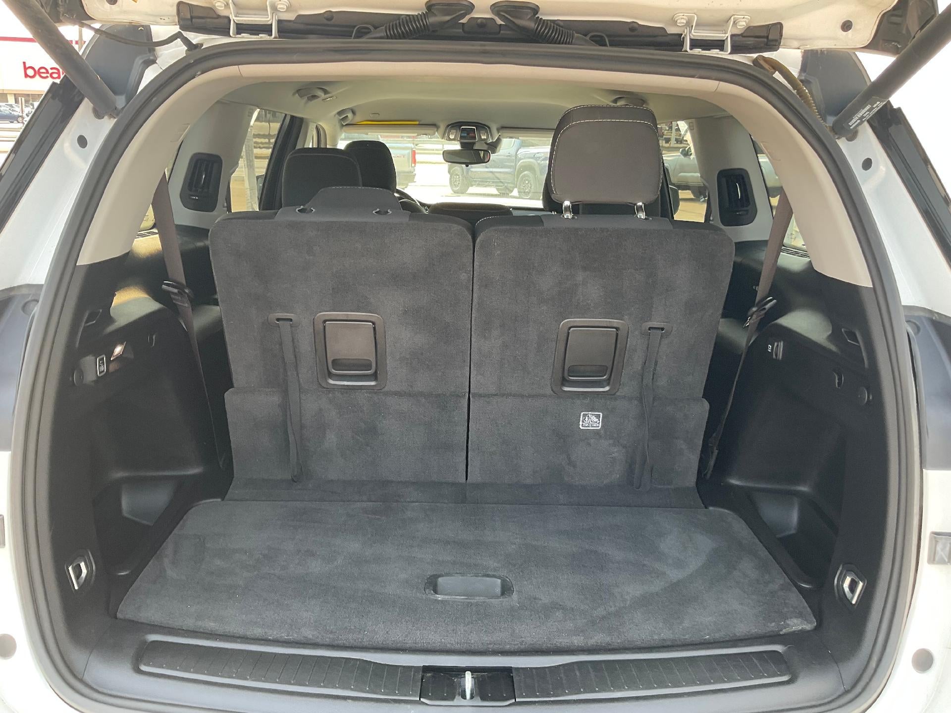 2021 Jeep Grand Cherokee L Laredo 4x4