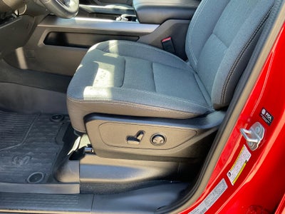 2023 RAM 1500 Big Horn 4x4 Crew Cab 5'7" Box