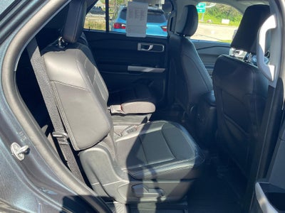 2024 Ford Explorer XLT 4WD