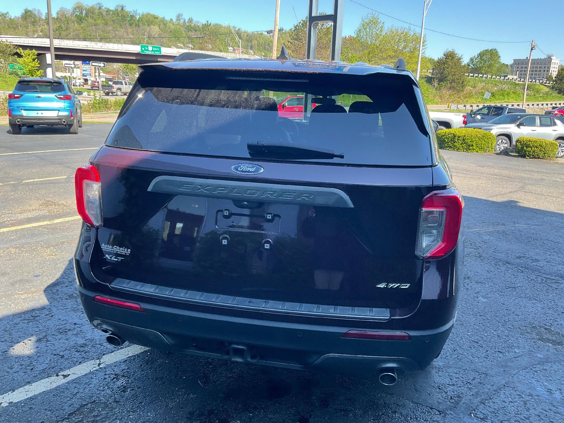 2023 Ford Explorer XLT 4WD
