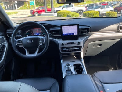 2023 Ford Explorer XLT 4WD