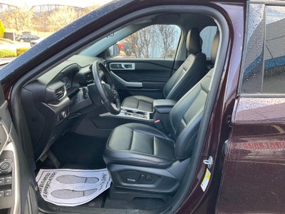 2023 Ford Explorer XLT 4WD
