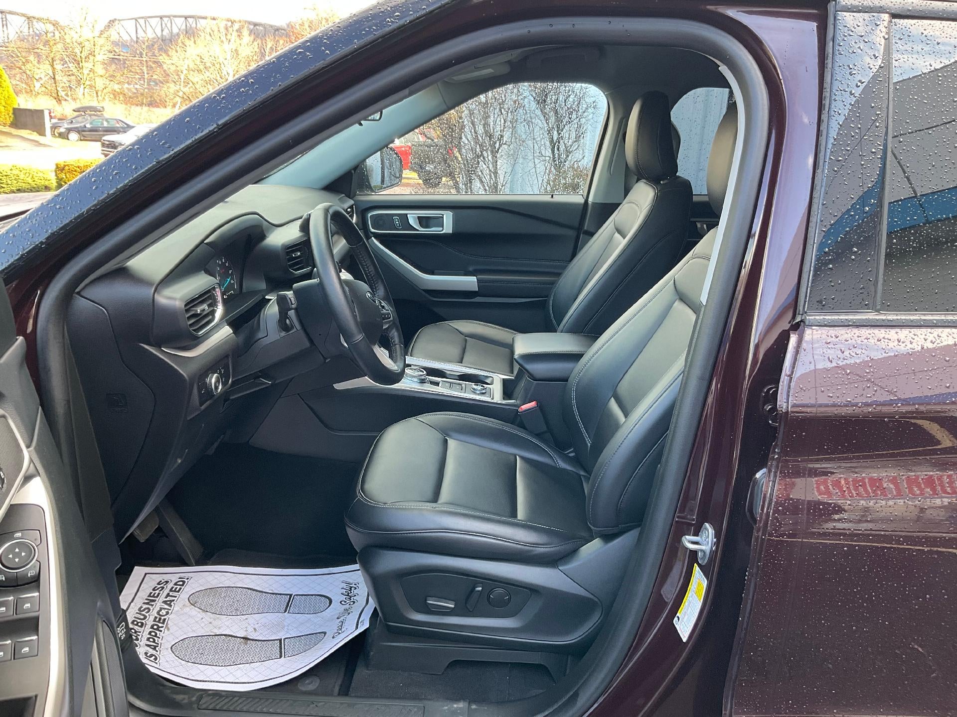 2023 Ford Explorer XLT 4WD