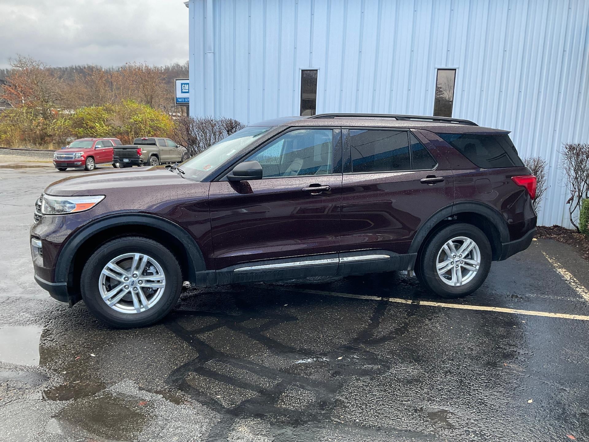 2023 Ford Explorer XLT 4WD