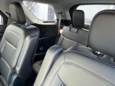 2023 Ford Explorer XLT 4WD