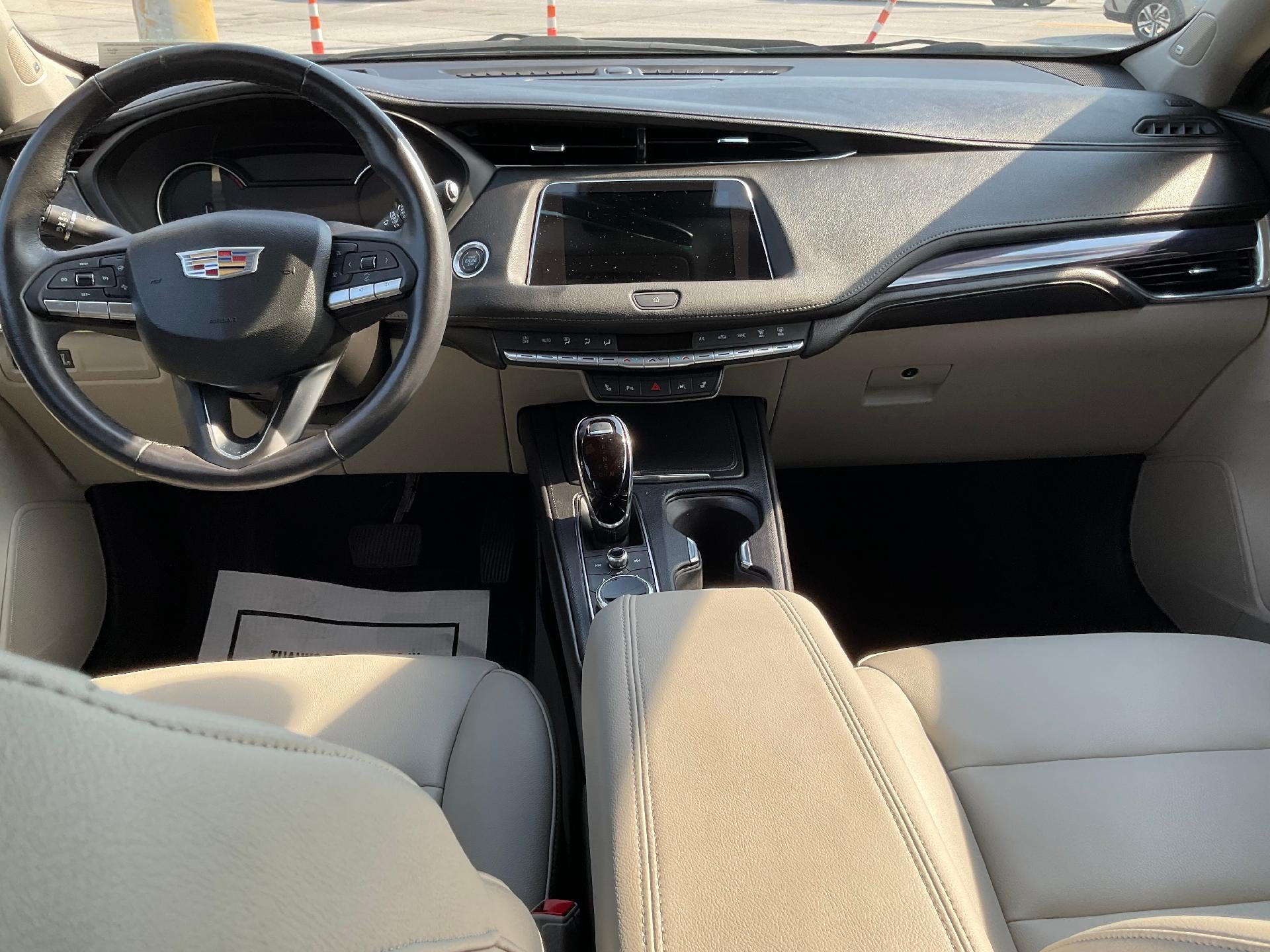2023 Cadillac XT4 AWD 4dr Luxury