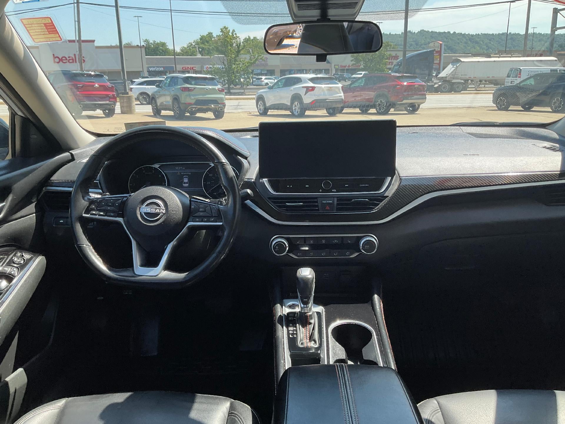2023 Nissan Altima 2.5 SR Sedan