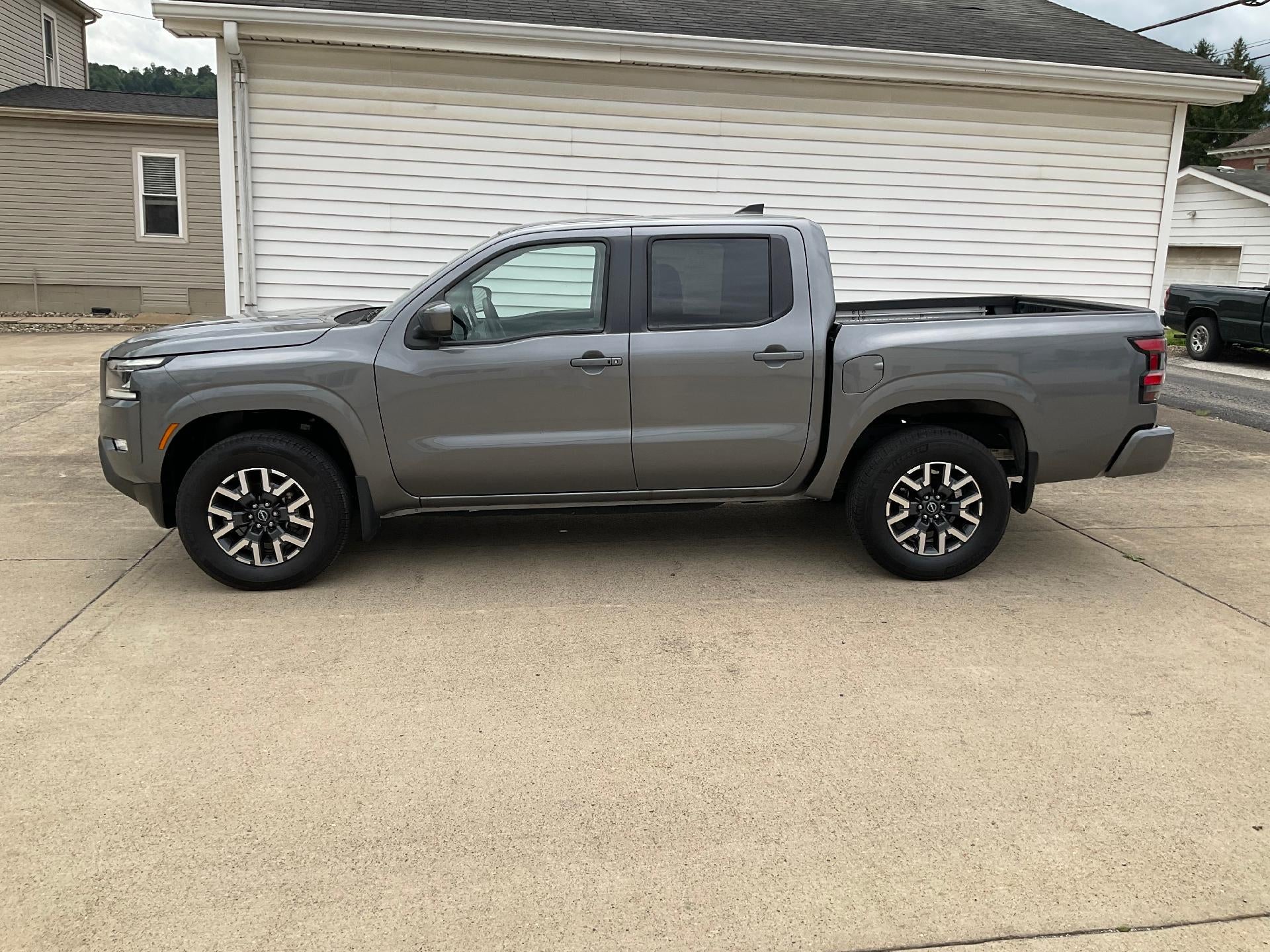 2024 Nissan Frontier Crew Cab 4x4 S