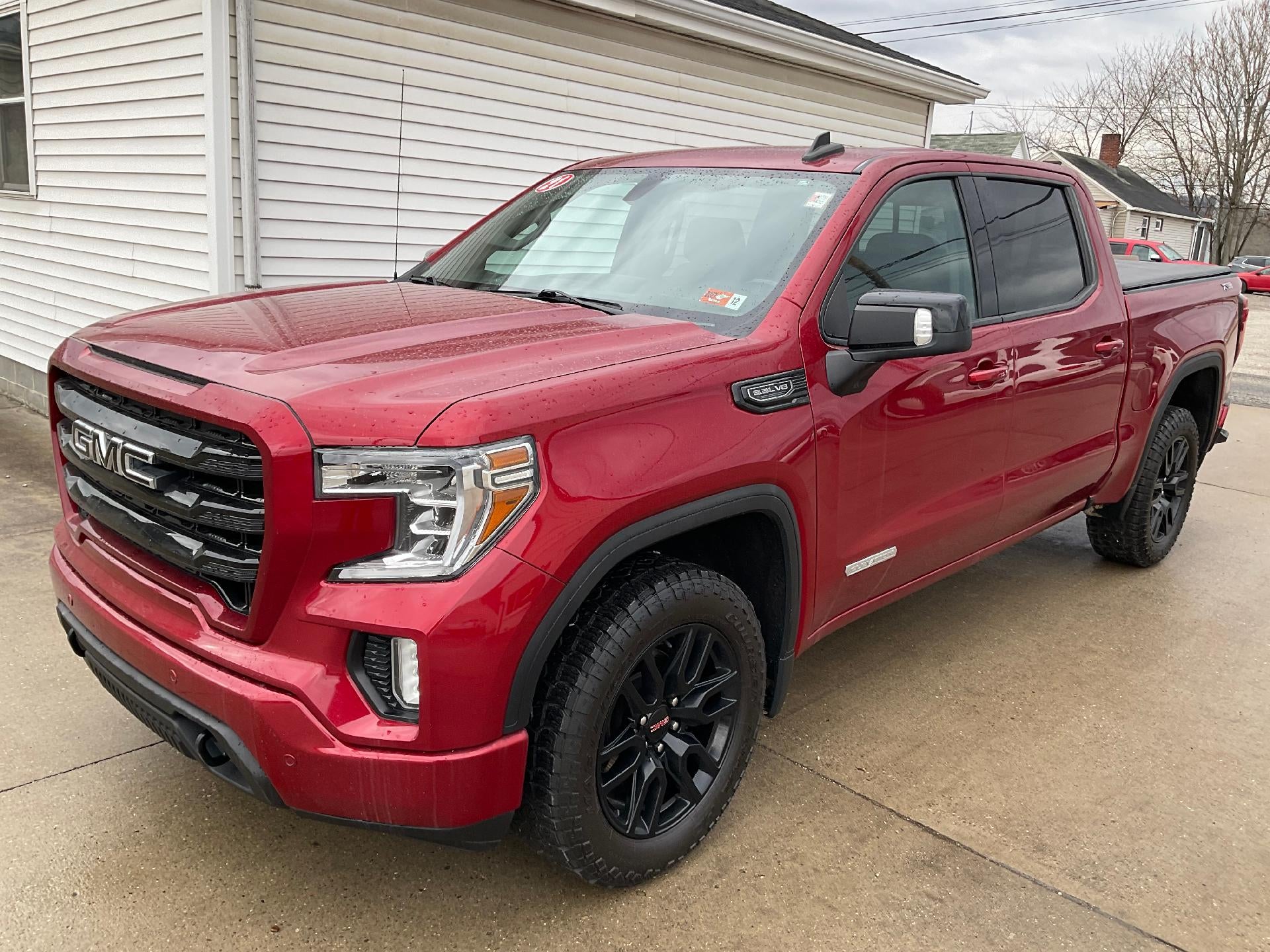 2021 GMC Sierra 1500 Crew Cab Short Box 4-Wheel Drive Elevation 3SB