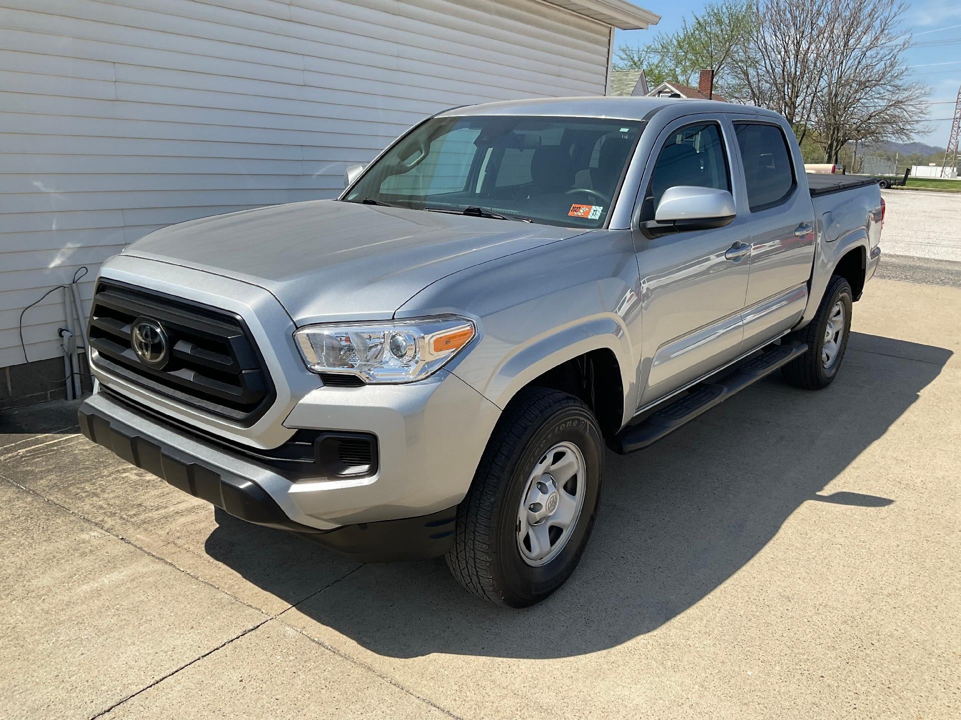 2023 Toyota Tacoma 4WD 4WD SR Double Cab 5' Bed V6 AT (GS)