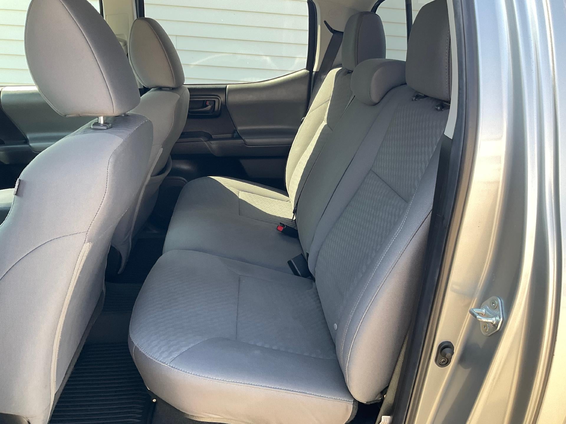 2023 Toyota Tacoma 4WD 4WD SR Double Cab 5' Bed V6 AT (GS)