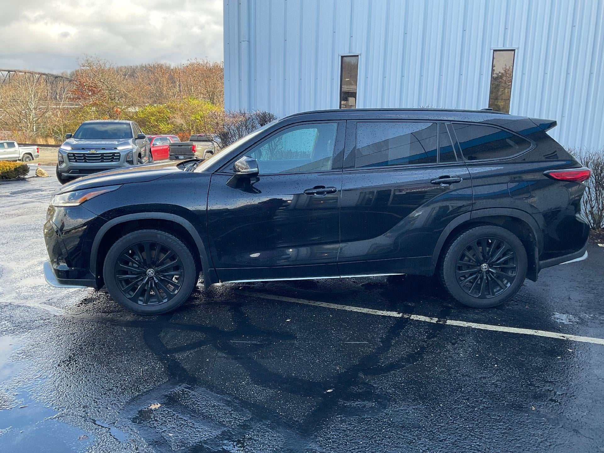 2023 Toyota Highlander L AWD (Natl)