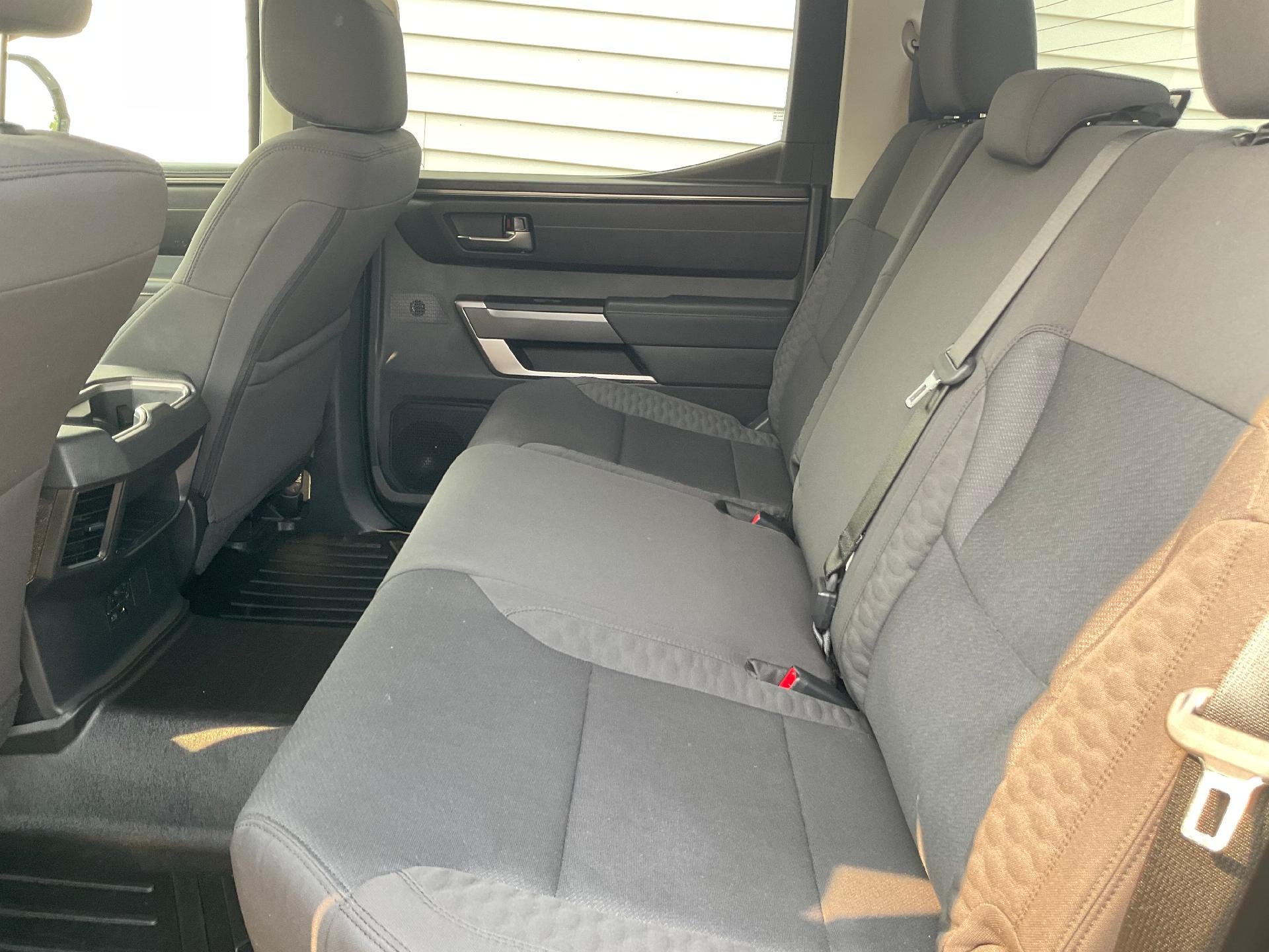 2024 Toyota Tundra 4WD 4WD SR5 CrewMax 5.5' Bed (SE)