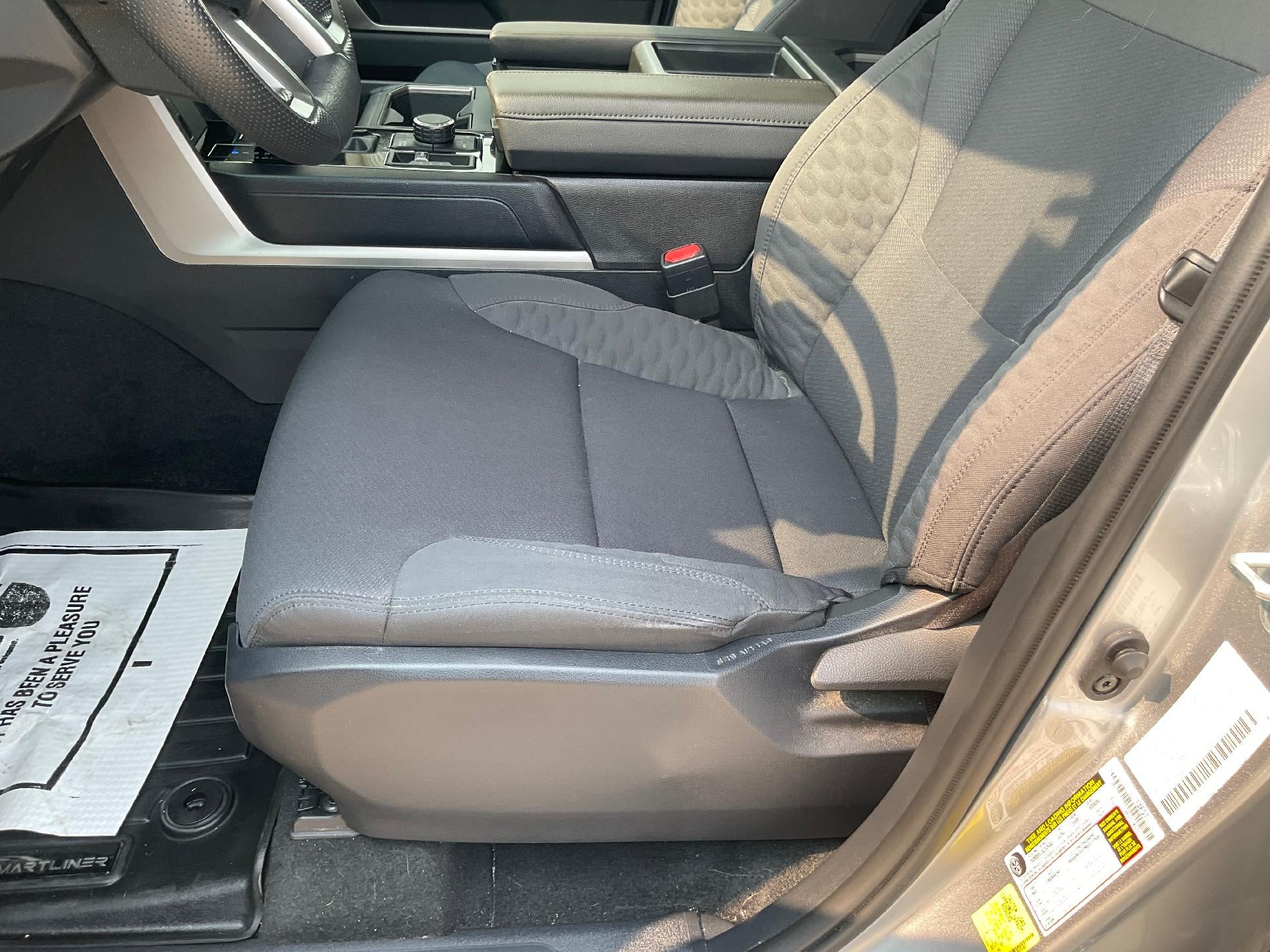 2024 Toyota Tundra 4WD 4WD SR5 CrewMax 5.5' Bed (SE)