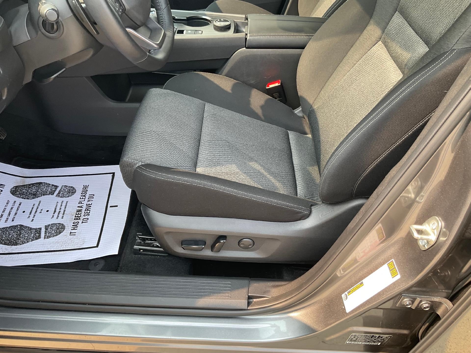 2025 Nissan Rogue AWD SV